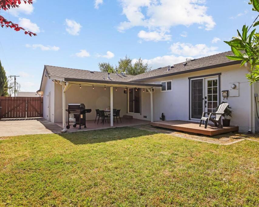 Trinity Escape Entire Home Near Lodi Lake Luaran gambar